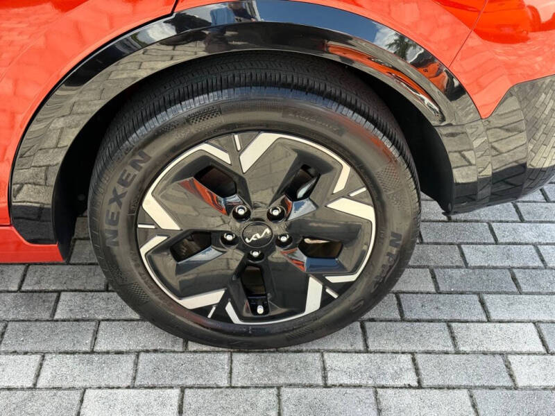 2023 Kia Niro EV Wind