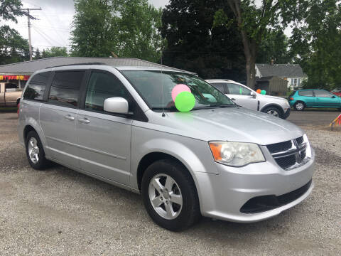 2011 Dodge Grand Caravan for sale at Antique Motors in Plymouth IN