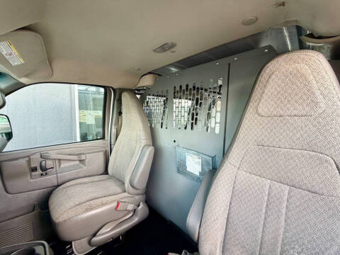 2017 Chevrolet Express 2500