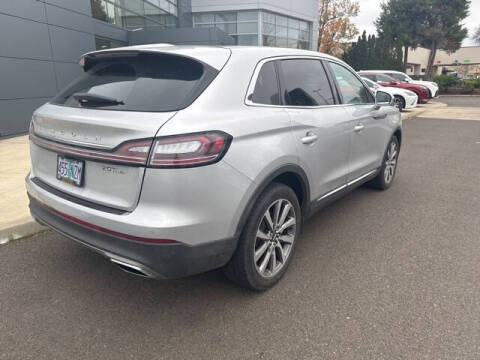 2019 Lincoln Nautilus Select