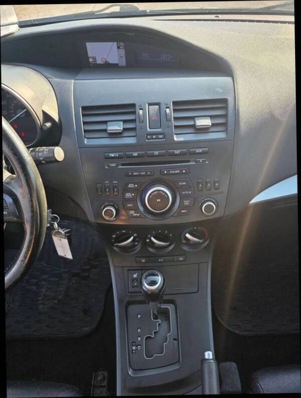 2012 Mazda MAZDA3 i Grand Touring