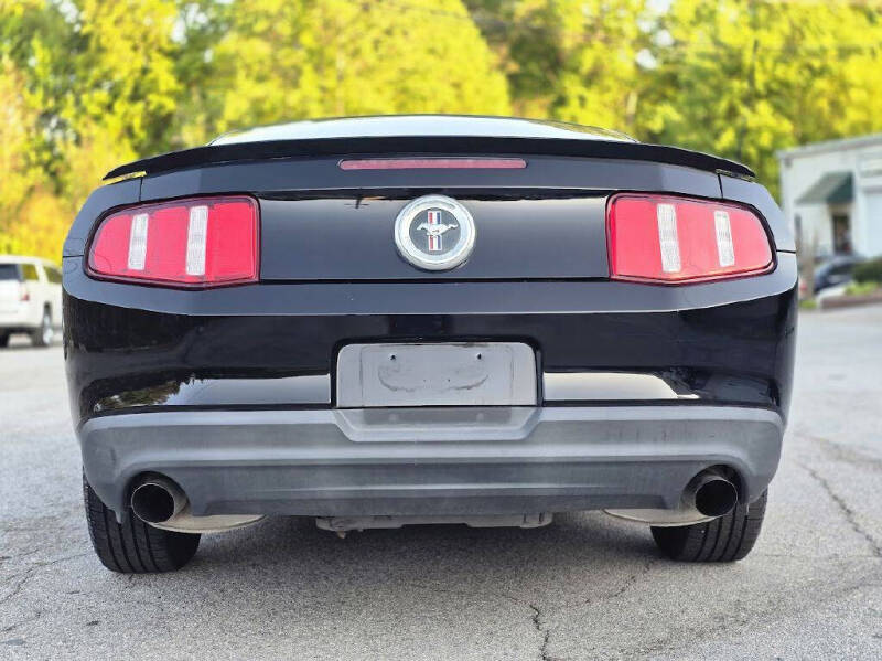 2012 Ford Mustang V6