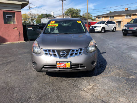 2014 Nissan Rogue Select for sale at RON'S AUTO SALES INC in Cicero IL