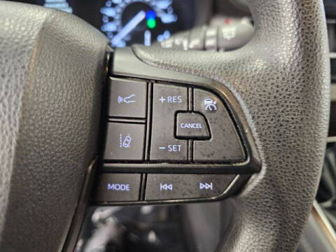 2023 Toyota Sienna LE 8-Passenger