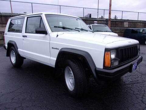 1992 Jeep Cherokee for sale at Delta Auto Sales in Milwaukie OR