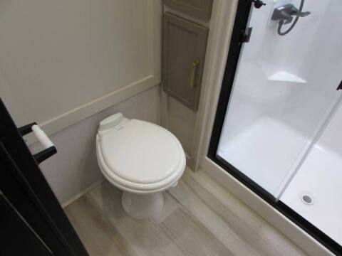 2025 Forest River 38 VERANDA