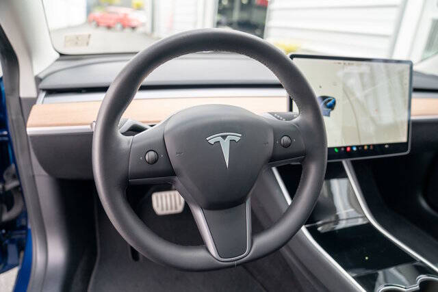 2020 Tesla Model 3 13