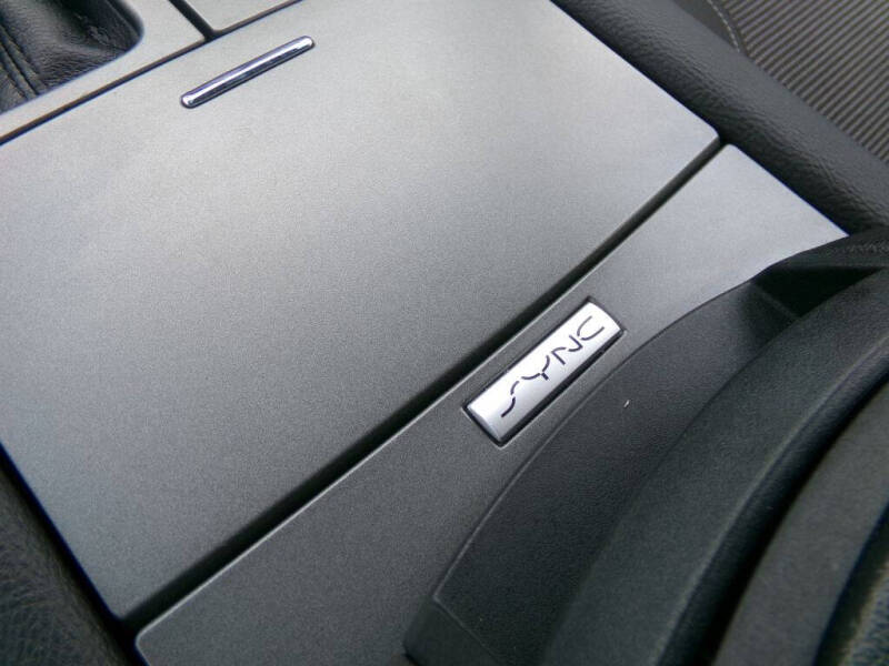 2017 Ford Taurus SEL
