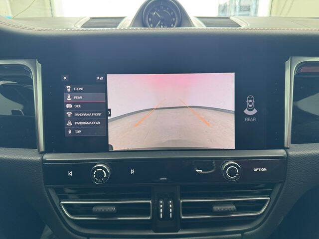 2022 Porsche Macan S