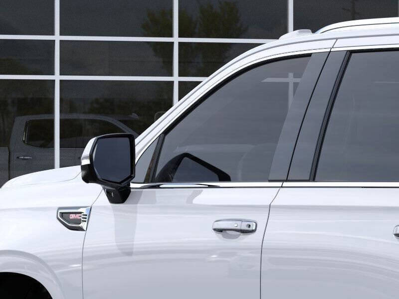 2025 GMC Yukon Elevation