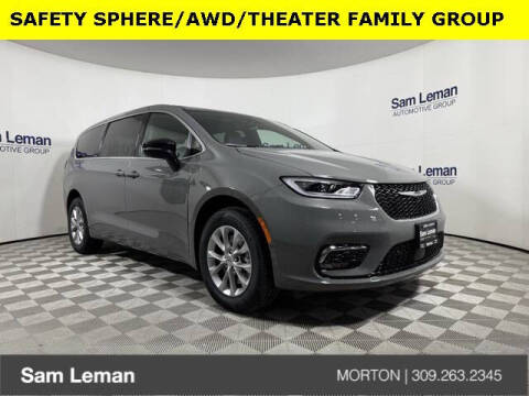 2025 Chrysler Pacifica for sale at Sam Leman CDJRF Morton in Morton IL