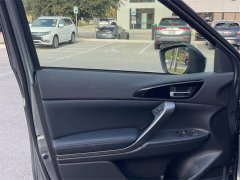 2026 Mitsubishi Eclipse Cross LE