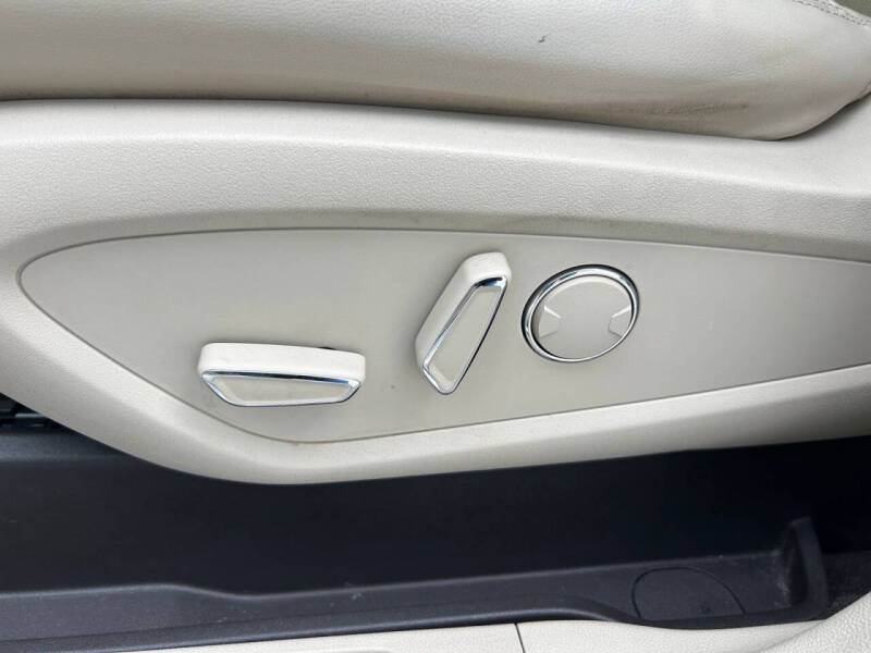 2017 Lincoln MKC Select