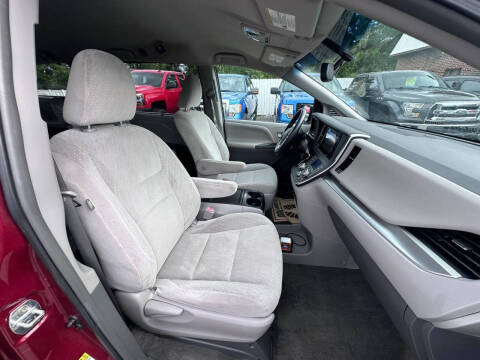 2015 Toyota Sienna