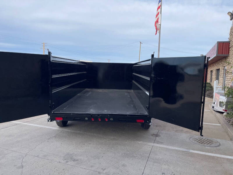 2026 PJ Trailers D7