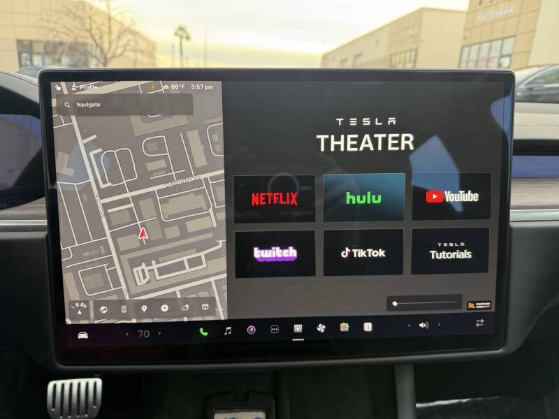 2021 Tesla Model S Long Range