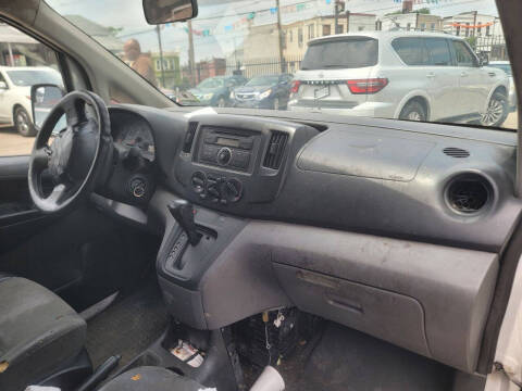 2015 Nissan NV200 SV