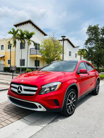 2017 Mercedes-Benz GLA for sale at SOUTH FLORIDA AUTO in Hollywood FL