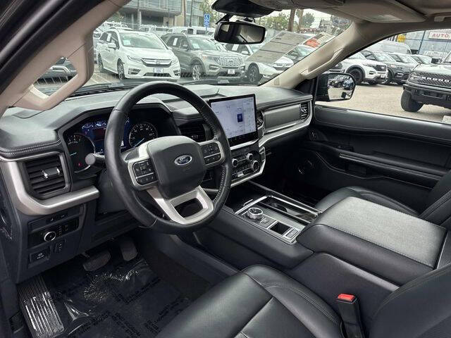 2023 Ford Expedition XLT