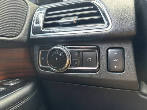 2018 Lincoln Navigator Select