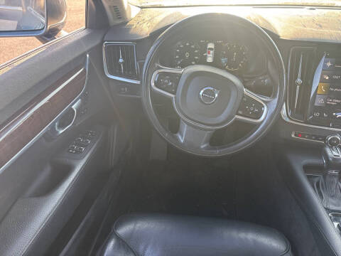 2018 Volvo S90 T5 Momentum