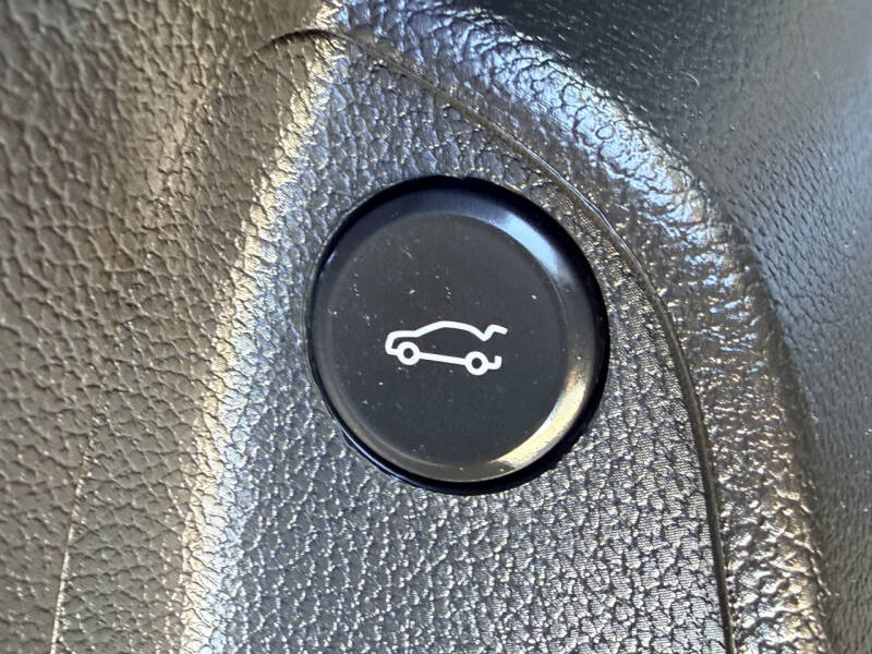 2018 Chevrolet Cruze LS Auto