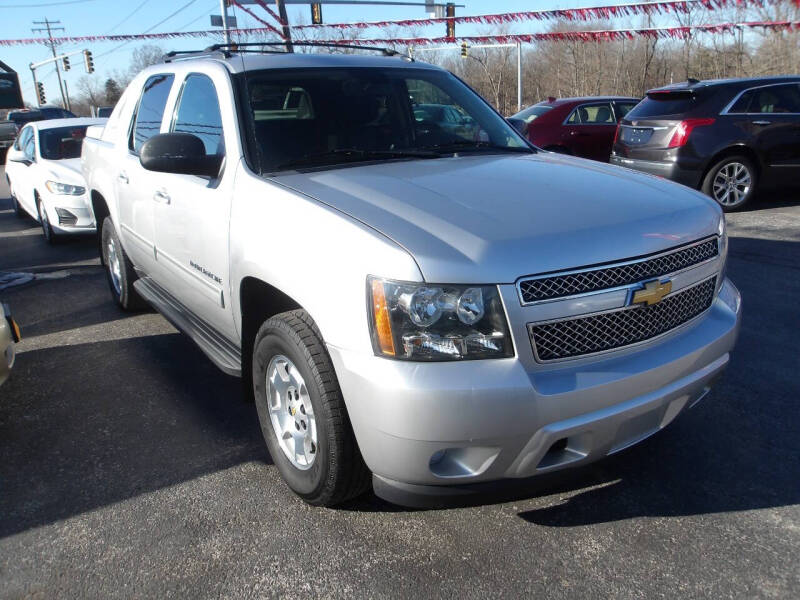 2012 Chevrolet Avalanche for sale at River City Auto Sales in Cottage Hills IL