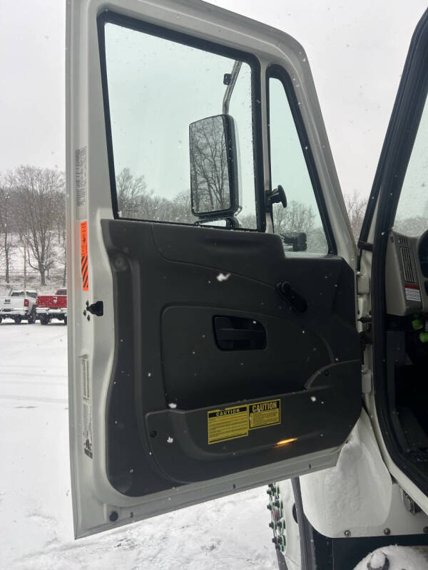 2011 International WorkStar 7400