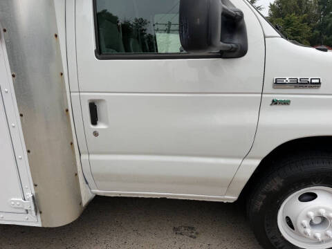 2012 Ford E-Series E-350 SD