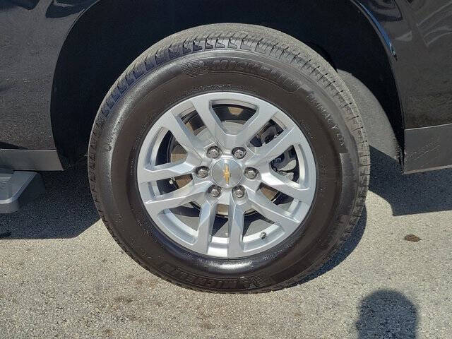 2024 Chevrolet Suburban LS