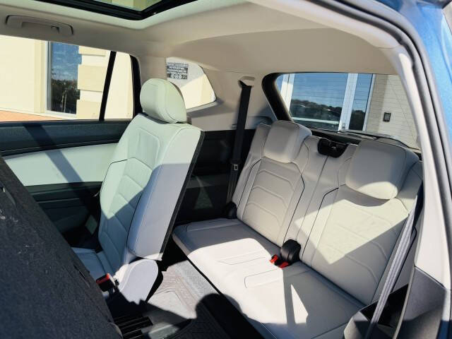 2018 Volkswagen Tiguan 2.0T SEL Premium 4Motion