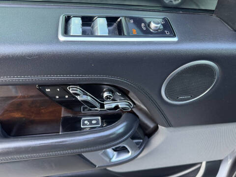 2020 Land Rover Range Rover P525 HSE