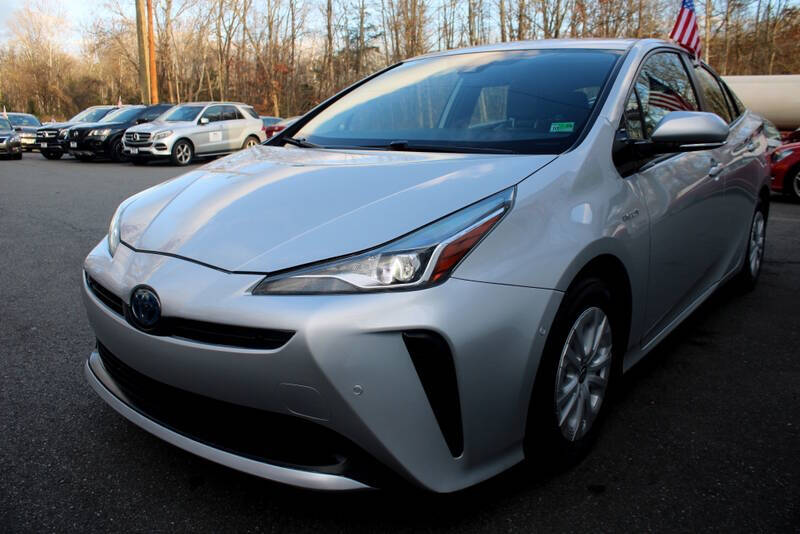 2020 Toyota Prius LE