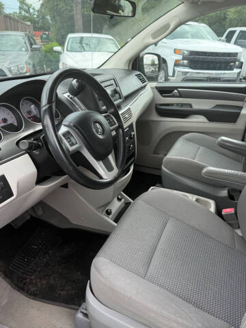 2012 Volkswagen Routan S