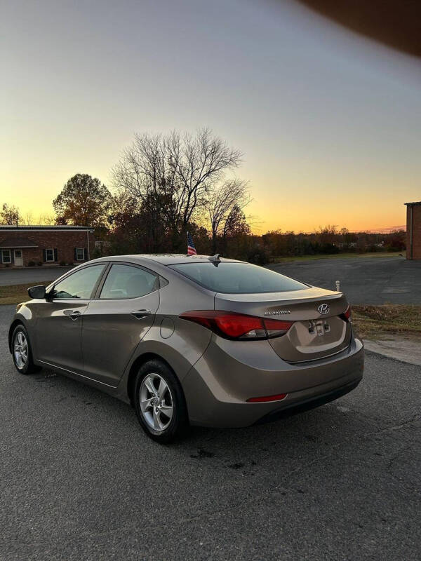 2014 Hyundai Elantra SE