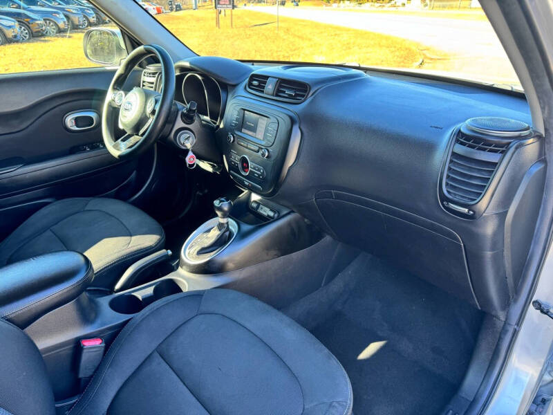 2017 Kia Soul +