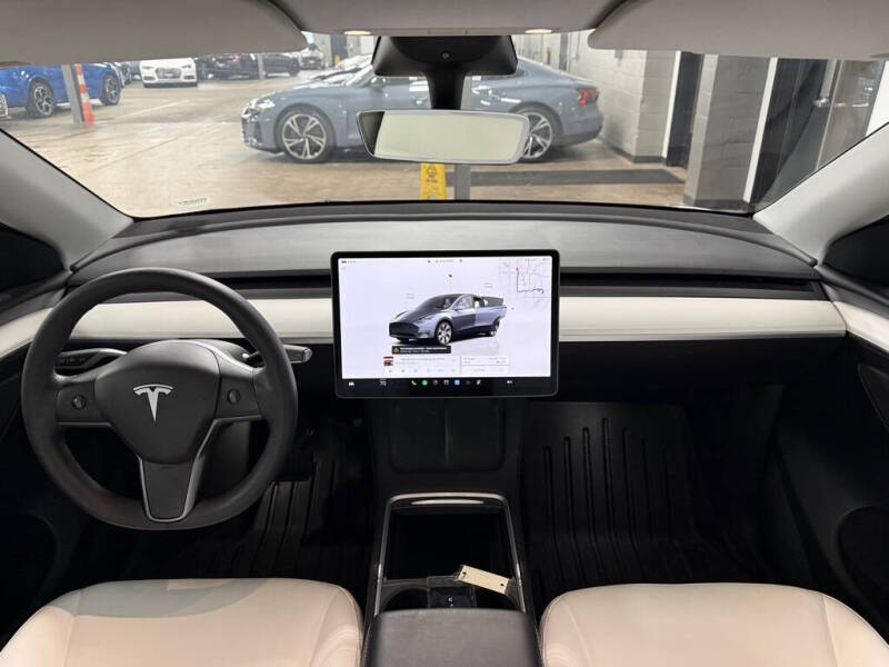 2023 Tesla Model Y Long Range