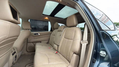 2013 Nissan Pathfinder Platinum