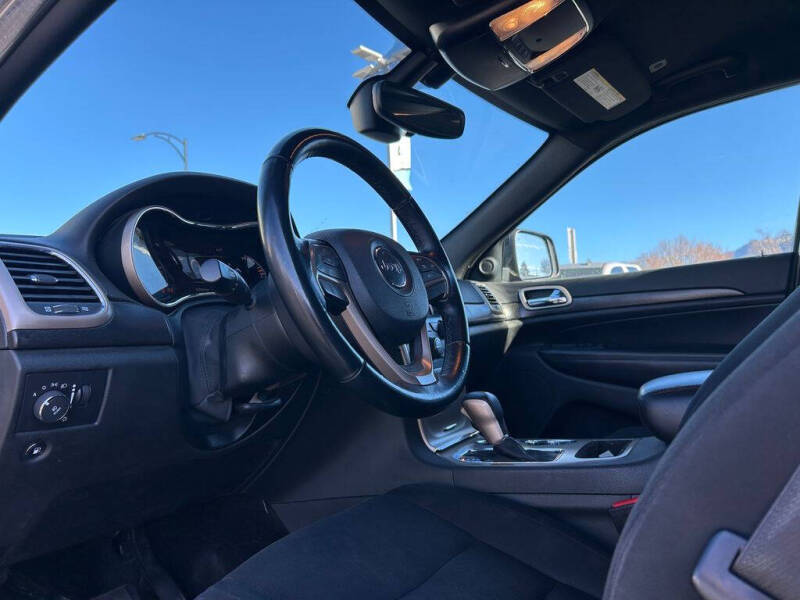 2017 Jeep Grand Cherokee Laredo