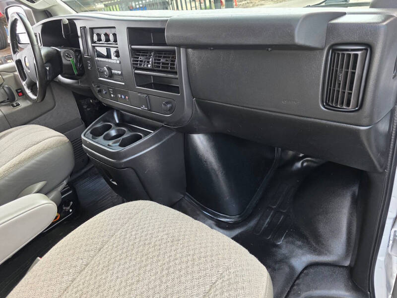 2020 Chevrolet Express 2500