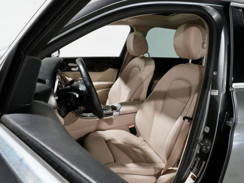 2017 Mercedes-Benz GLC GLC 300