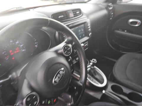 2019 Kia Soul +