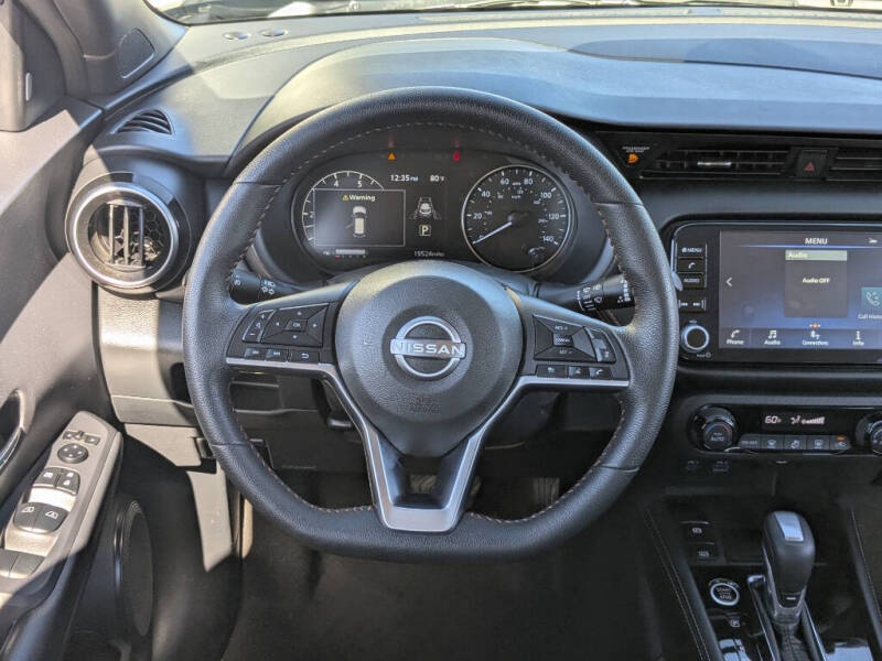 2024 Nissan Kicks SR