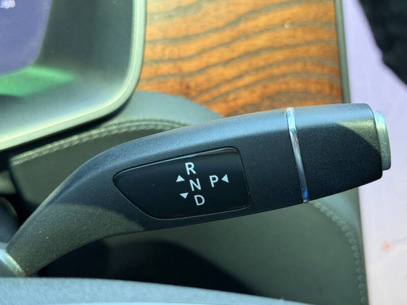2019 Tesla Model X Standard Range