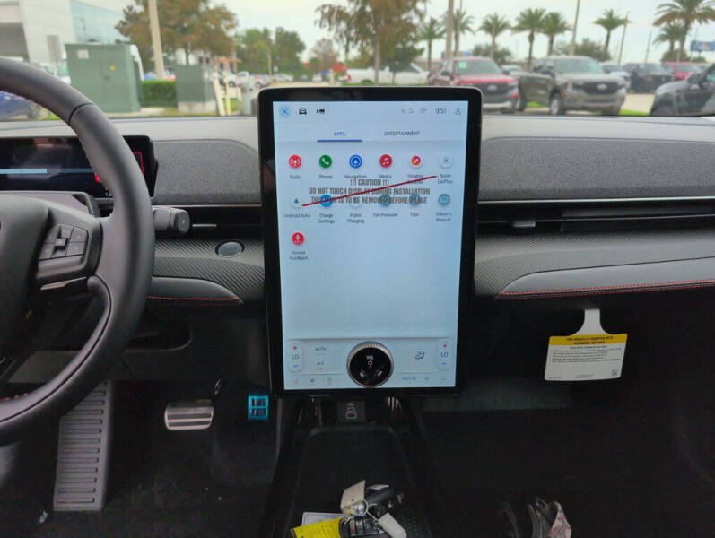 2025 Ford Mustang Mach-E Premium