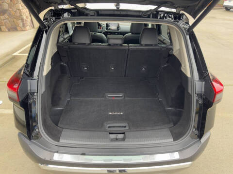 2021 Nissan Rogue Platinum