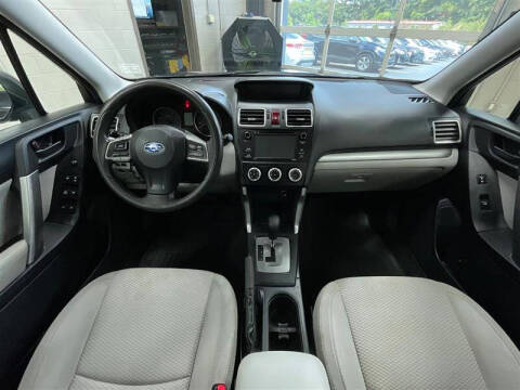 2016 Subaru Forester 2.5i