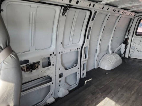 2021 Chevrolet Express 2500