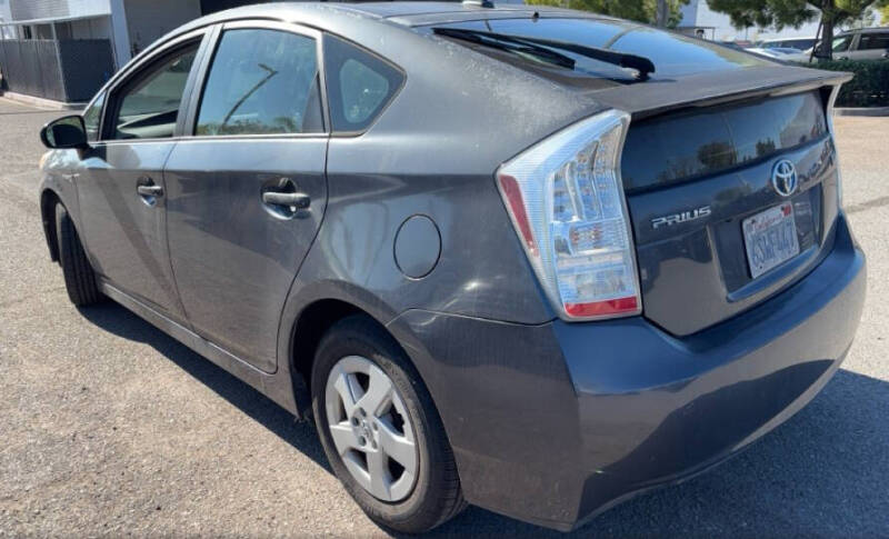 2011 Toyota Prius Two