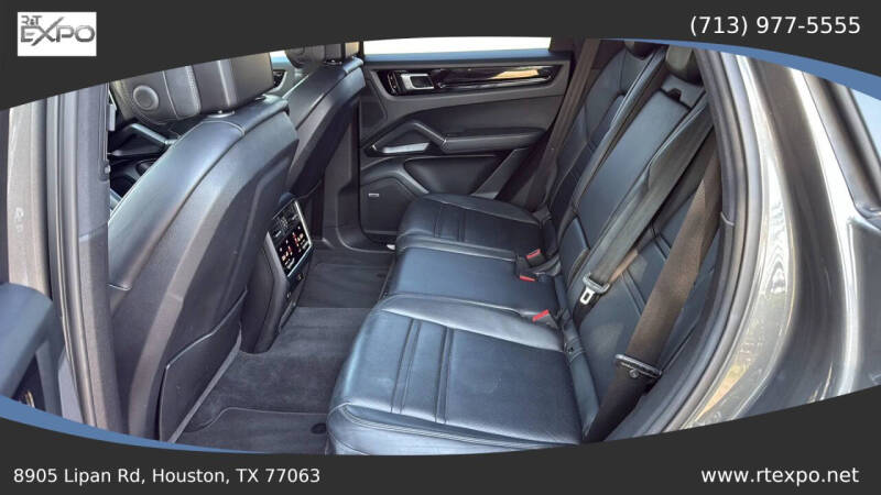 2019 Porsche Cayenne S